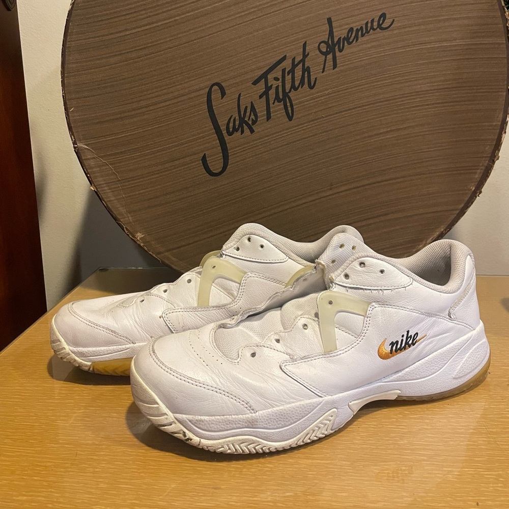 Nike Tennis Shoes 12